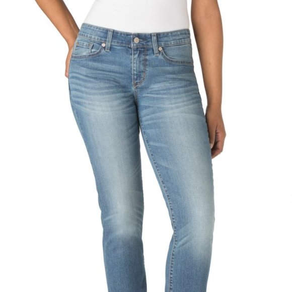 Time And Tru Petite Straight Jeans Size 10 - Picture 1 of 9